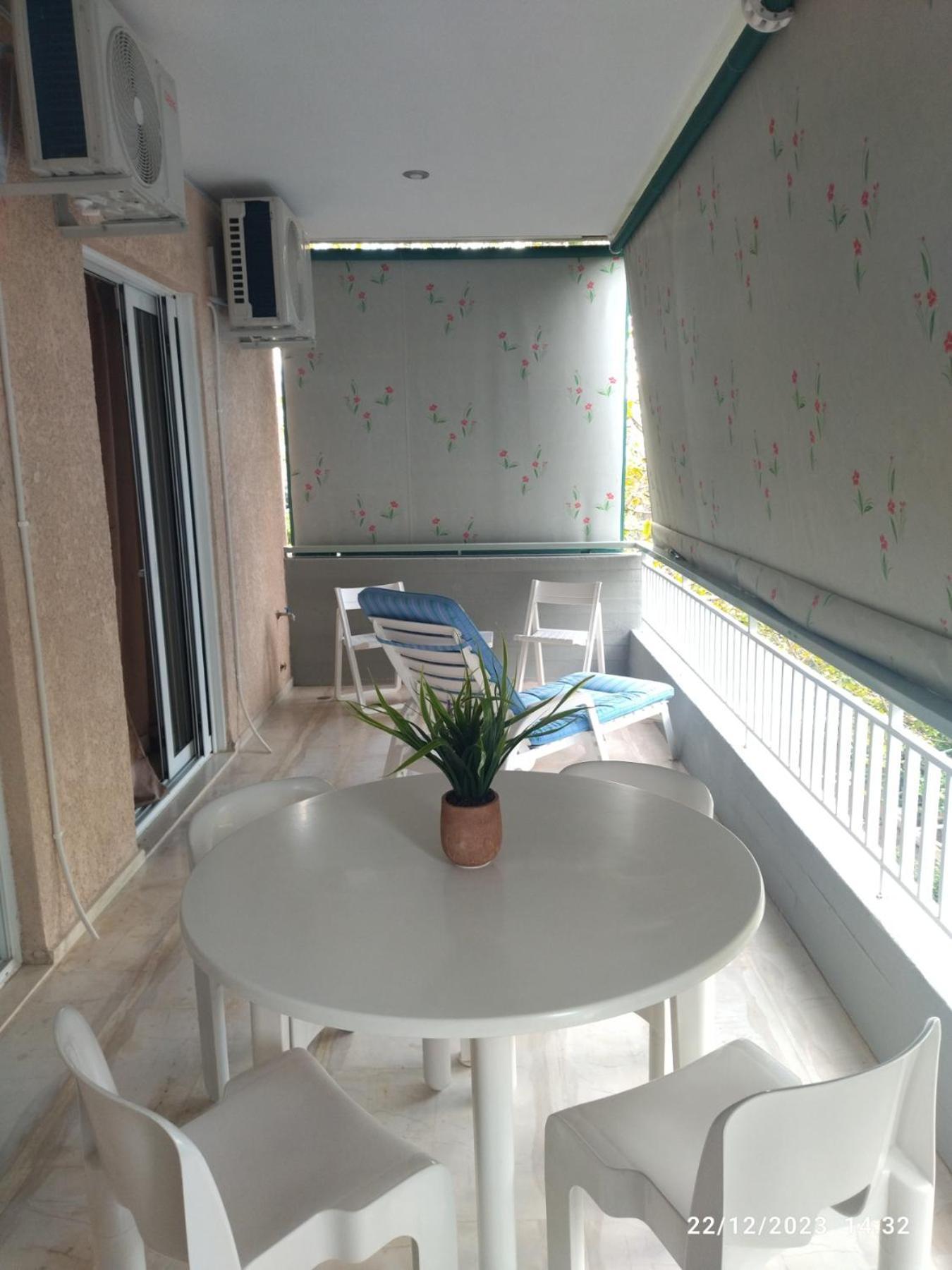 Swan Paradise Glyfada Apartment Atenas Exterior foto