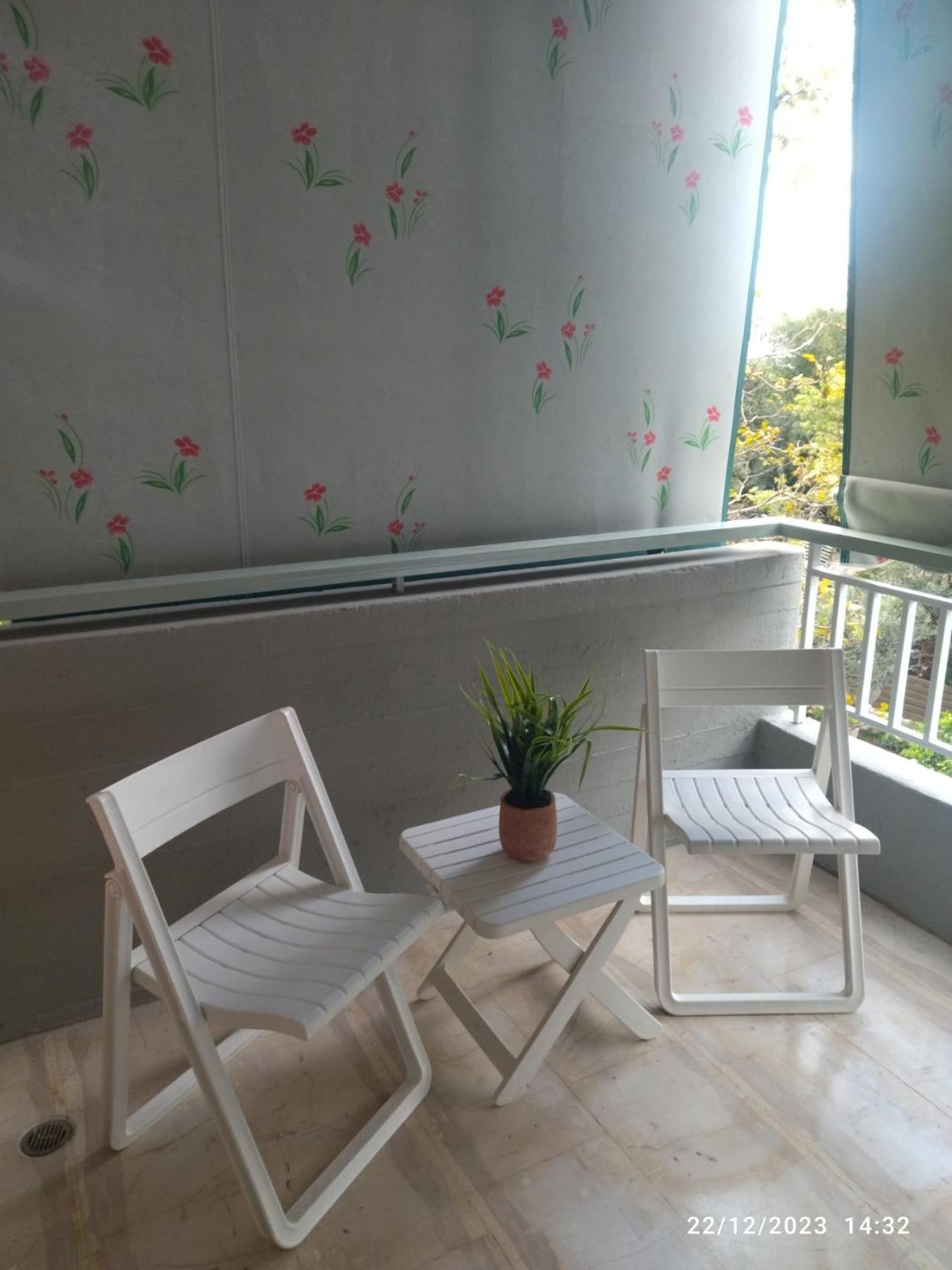 Swan Paradise Glyfada Apartment Atenas Exterior foto